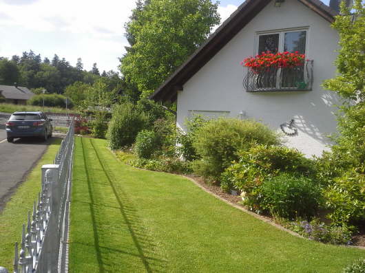 30.06.2013: Es grnt nun dort,