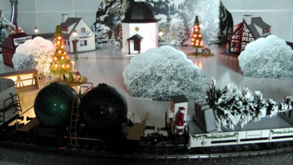 14.12.2013:  Stellprobe Adventskalenderfenster-Diorama